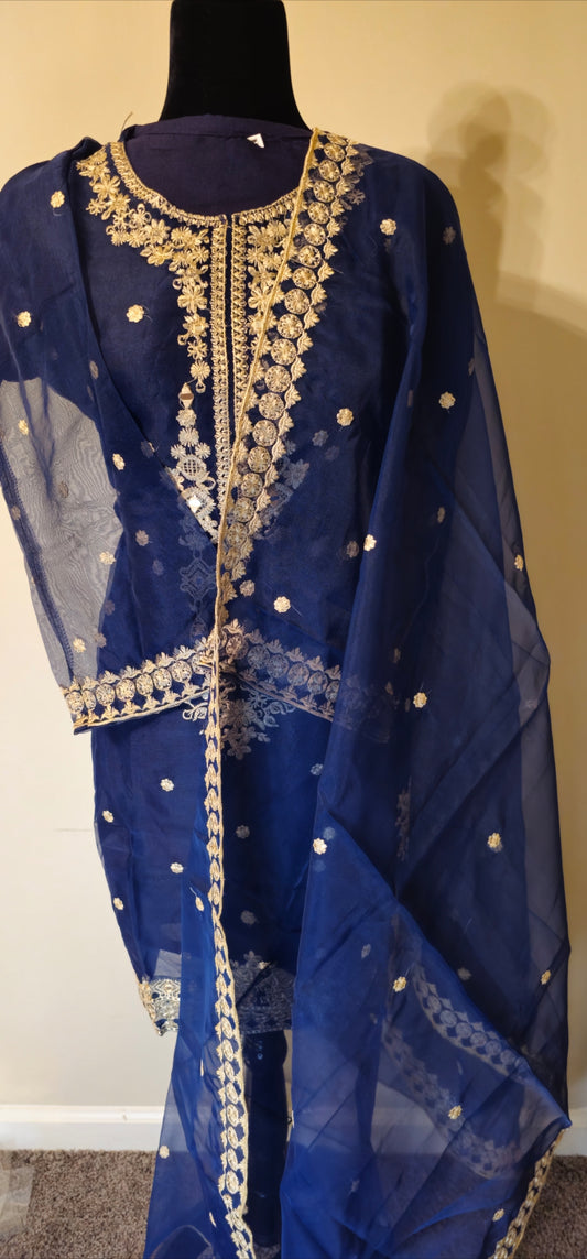 Soft organza embroidered 3pcs